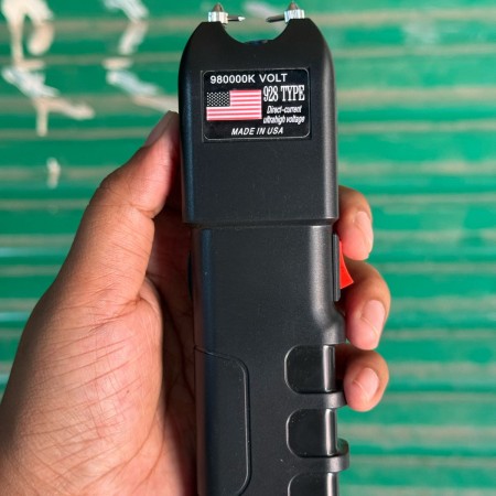"928 type stun gun electric shock gun" (USA)